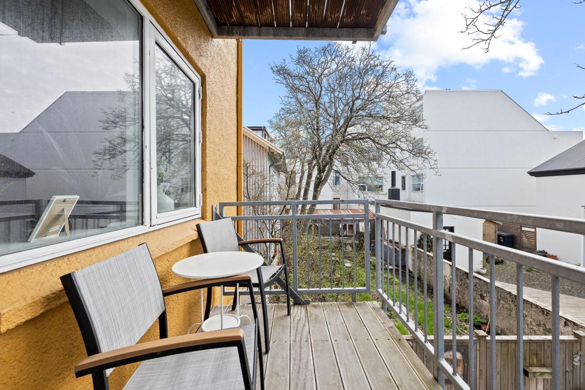 Cozy And Central Apartment Reykjavik Exterior photo